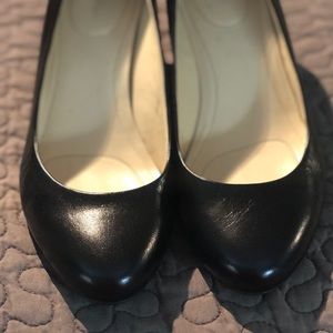 Calvin Klein Flex Wedge all Black Leather heel